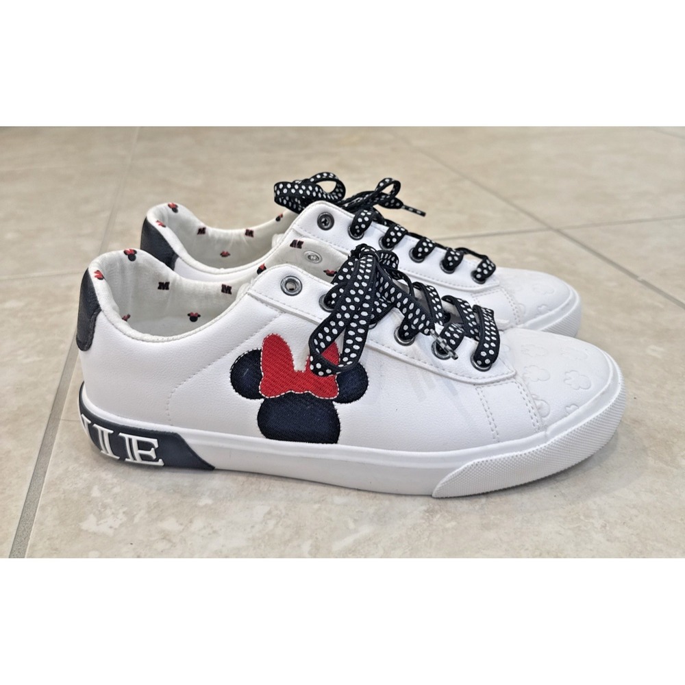 Disney Minnie Mouse White Sneakers Lace Up Low Top Shoes Size 8 Polka Dot Lace
